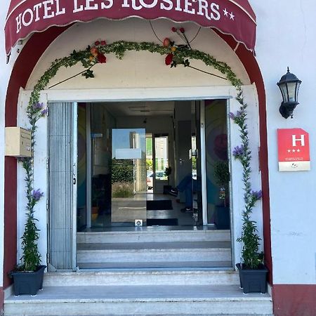 Hotel Les Rosiers La Rochelle  Exterior photo